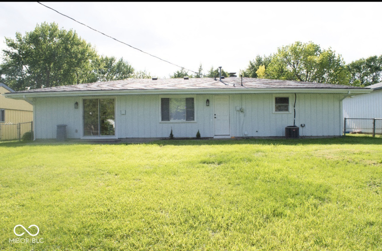 Listing Image 7