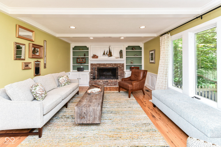 Listing Image 19
