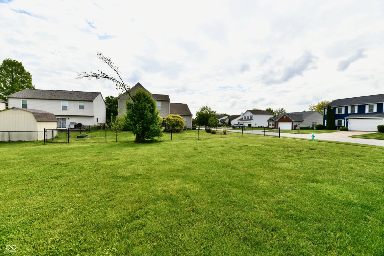 Listing Image 8