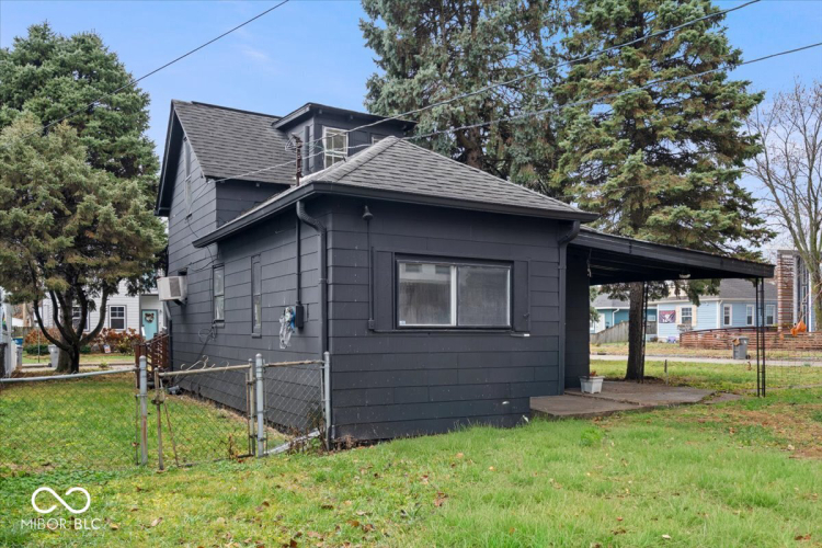 Listing Image 24