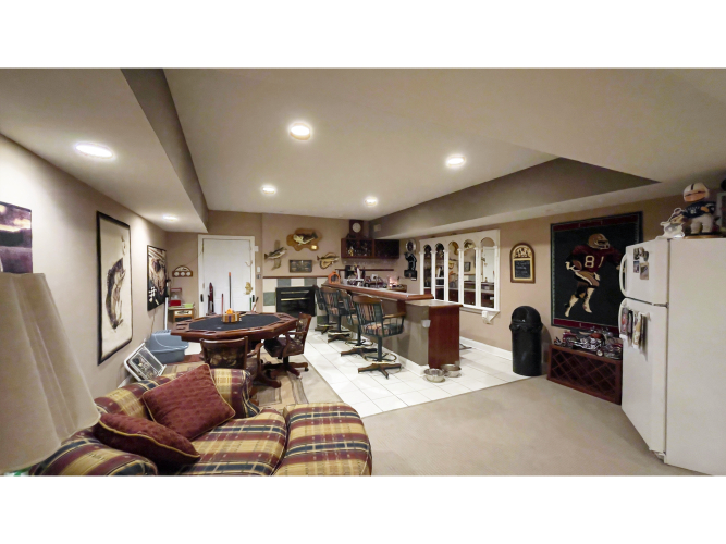 Listing Image 32