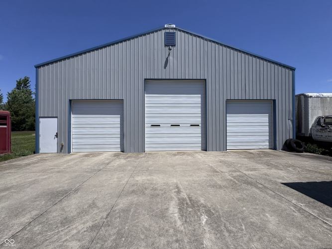 Listing Image 43