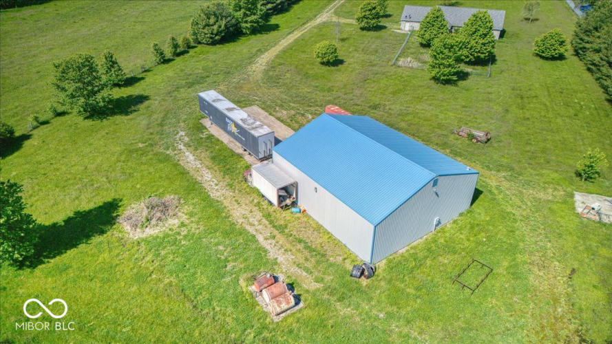 Listing Image 8