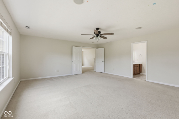 Listing Image 41