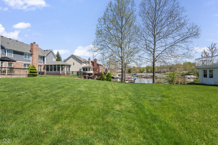 Listing Image 45
