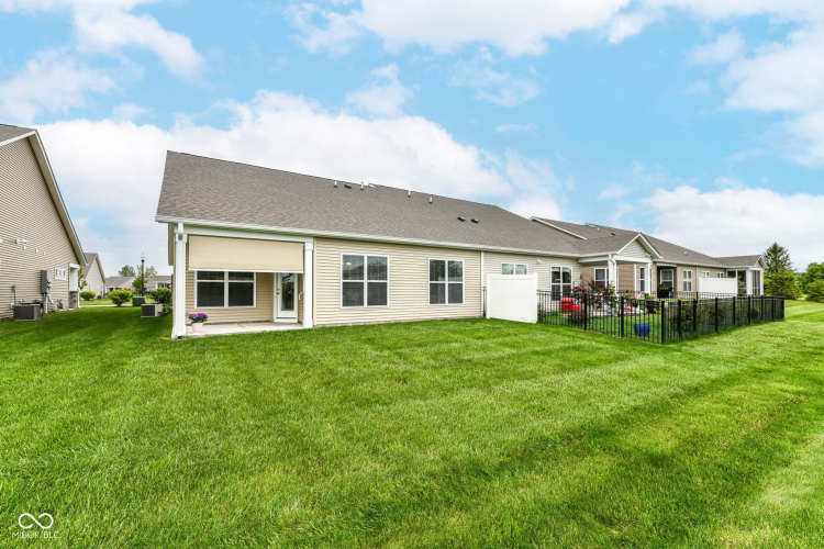Listing Image 40