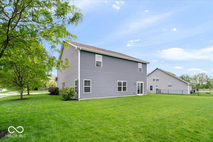 Listing Image 33
