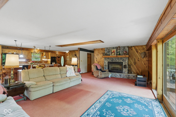 Listing Image 24