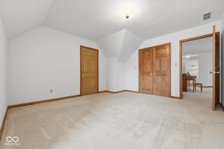Listing Image 50