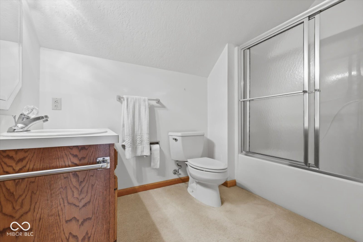 Listing Image 51