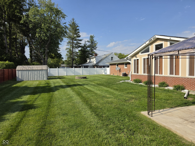 Listing Image 9