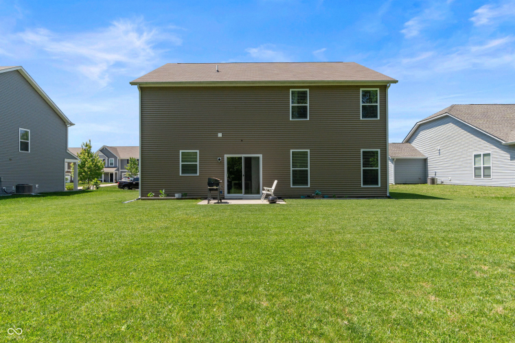 Listing Image 6