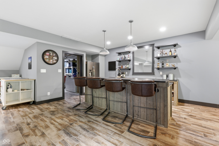Listing Image 65