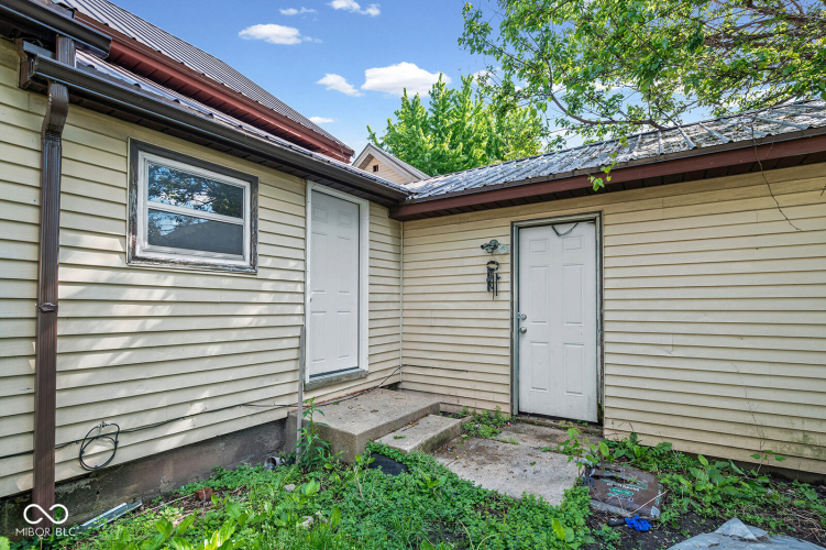 Listing Image 23