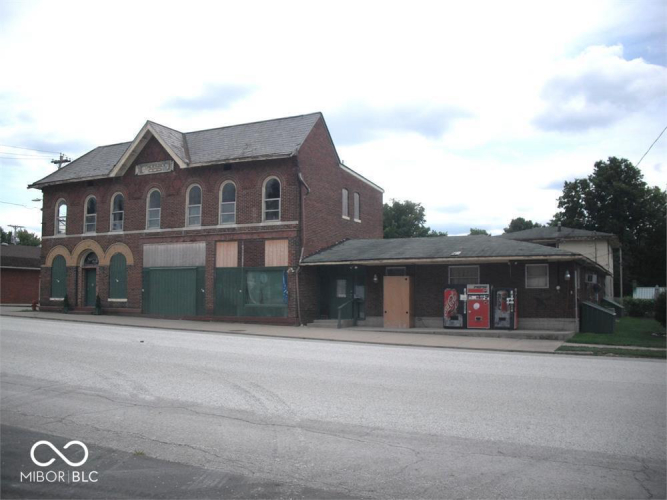 Listing Image 3