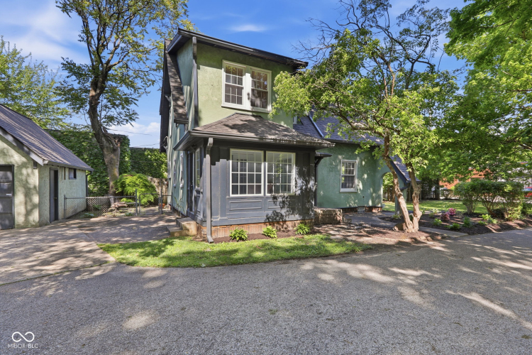 Listing Image 41