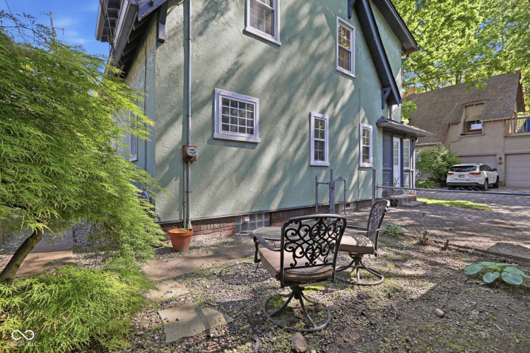 Listing Image 45