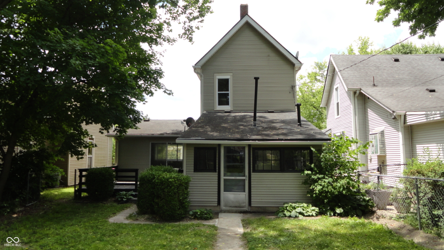 Listing Image 12