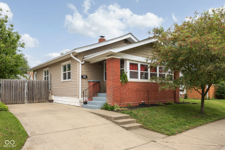 Listing Image 45