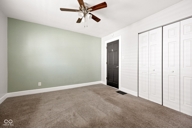 Listing Image 59
