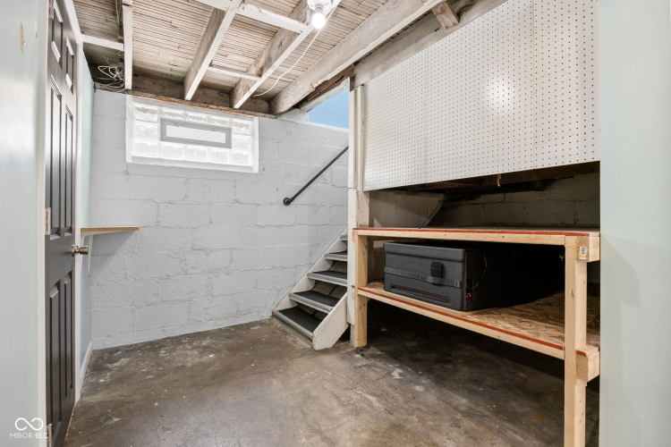 Listing Image 65