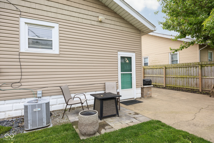 Listing Image 68