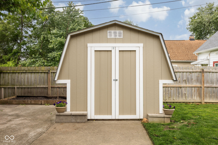 Listing Image 74