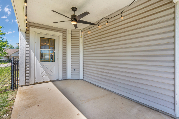 Listing Image 18