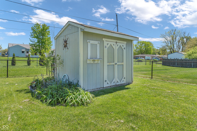 Listing Image 19