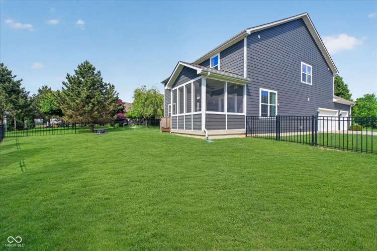 Listing Image 48