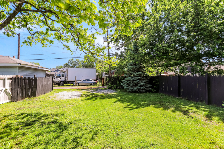 Listing Image 27