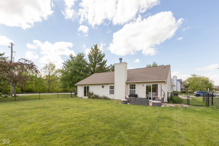 Listing Image 29