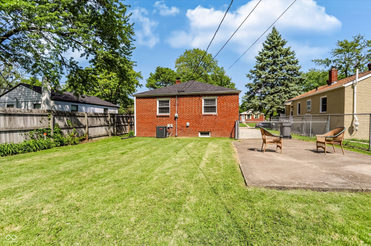 Listing Image 36