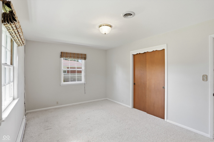 Listing Image 37