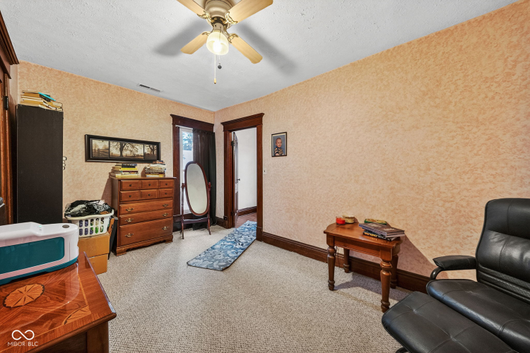 Listing Image 28