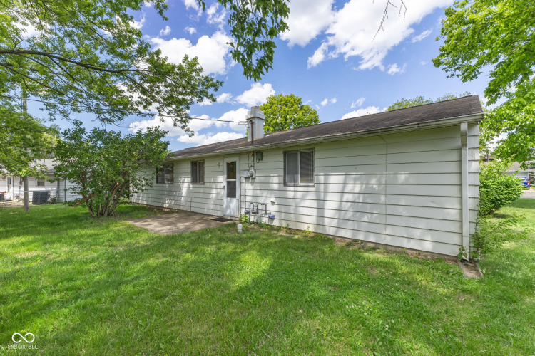 Listing Image 24