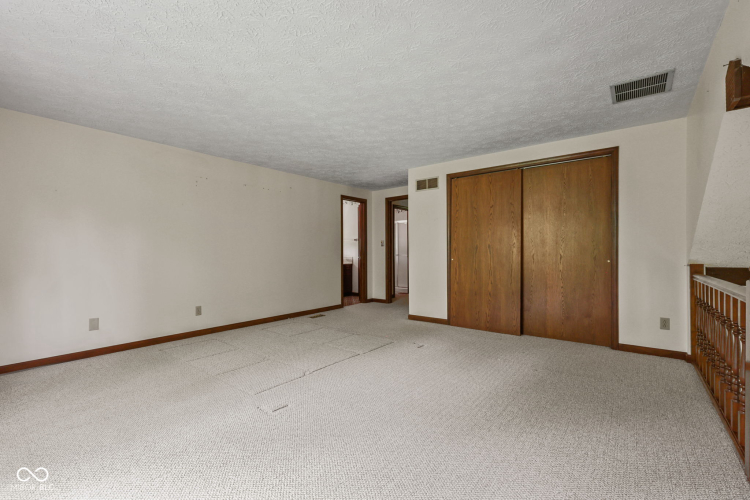Listing Image 41