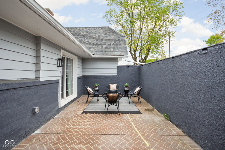 Listing Image 29