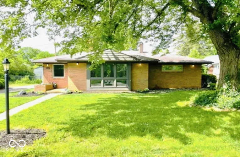 Listing Image 3