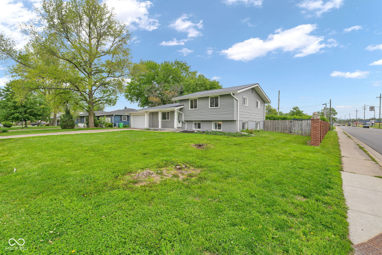 Listing Image 44