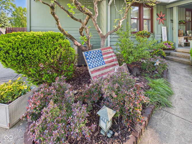 Listing Image 44