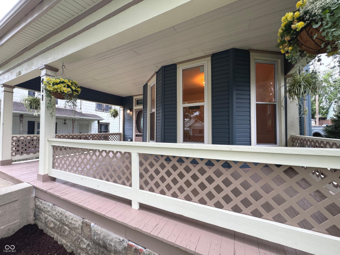 Listing Image 3