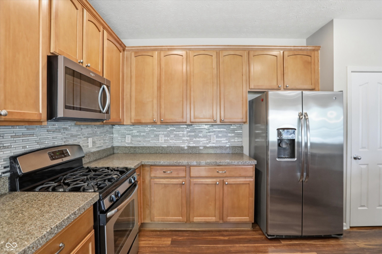 Listing Image 13