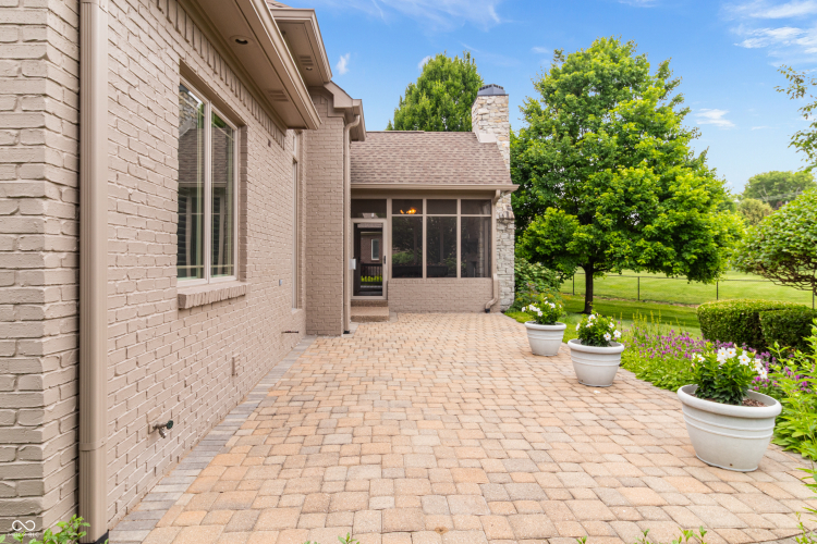 Listing Image 57