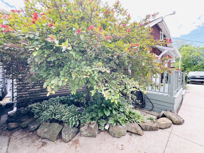 Listing Image 13