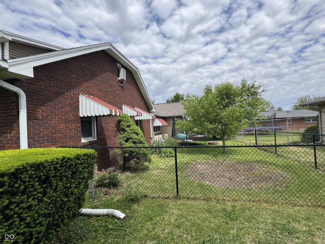 Listing Image 23