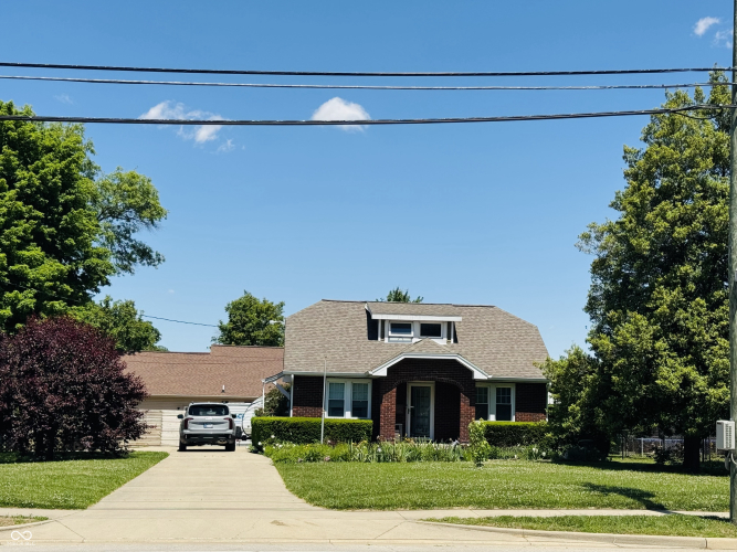 Listing Image 5