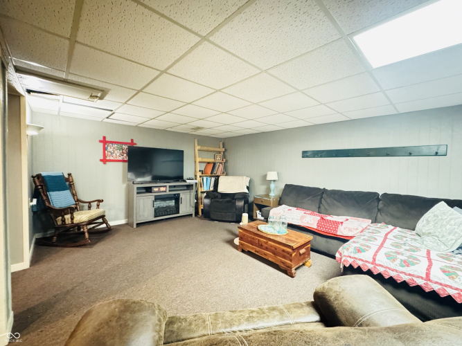 Listing Image 60