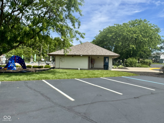 Listing Image 46