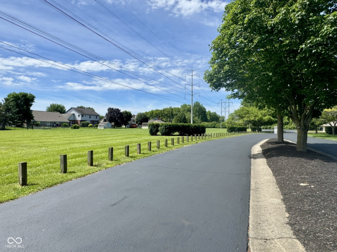 Listing Image 50